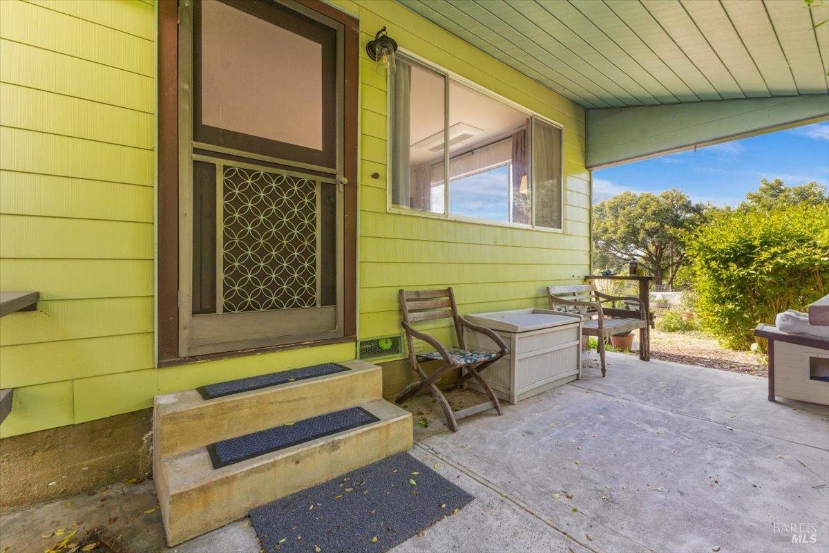 Detail Gallery Image 11 of 39 For 8045 Whited Rd, Sebastopol,  CA 95472 - 2 Beds | 1 Baths