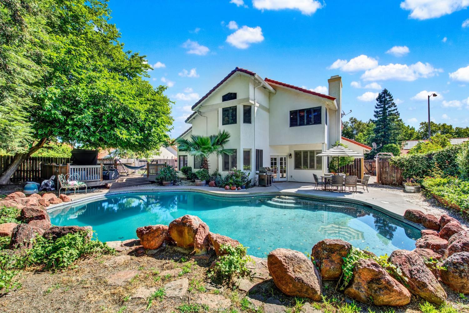 Detail Gallery Image 41 of 46 For 806 Swindon Ct, Vacaville,  CA 95688 - 5 Beds | 3 Baths