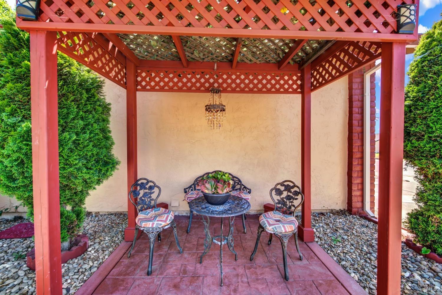 Detail Gallery Image 6 of 58 For 603 Woodlark Dr, Suisun City,  CA 94585 - 4 Beds | 2 Baths
