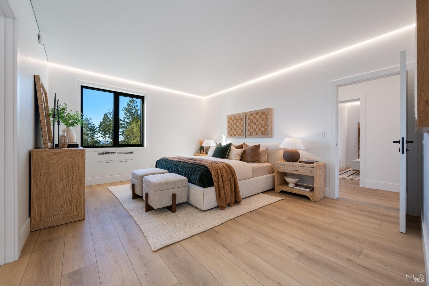 Detail Gallery Image 21 of 38 For 3715 Giorno Ct, Santa Rosa,  CA 95404 - 5 Beds | 3/1 Baths