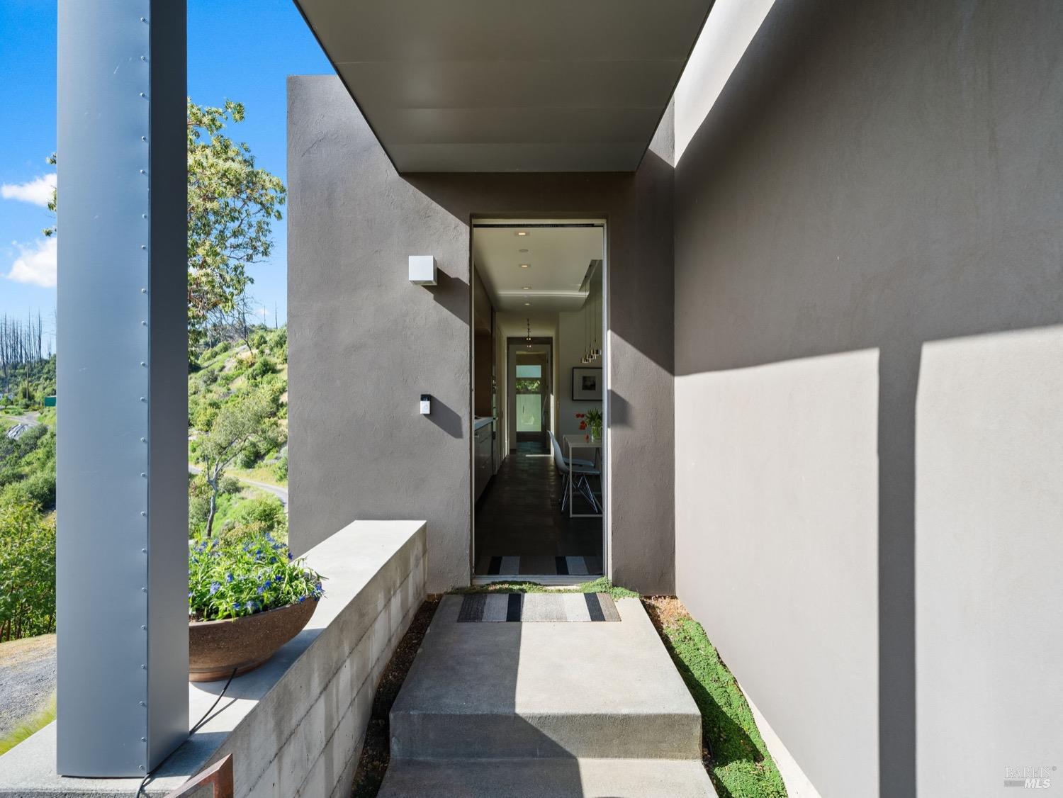 Detail Gallery Image 6 of 44 For 8909 Mill Creek Rd, Healdsburg,  CA 95448 - 2 Beds | 2 Baths