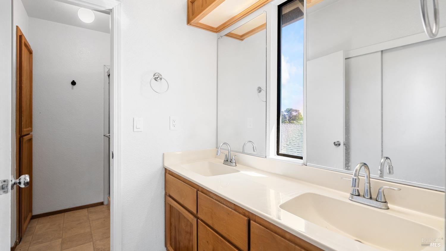 Detail Gallery Image 22 of 36 For 833 Morissette Way, Vacaville,  CA 95687 - 3 Beds | 2/1 Baths