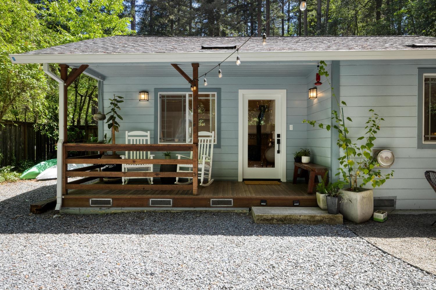 Detail Gallery Image 5 of 35 For 14670 Cherry St, Guerneville,  CA 95446 - 2 Beds | 1 Baths