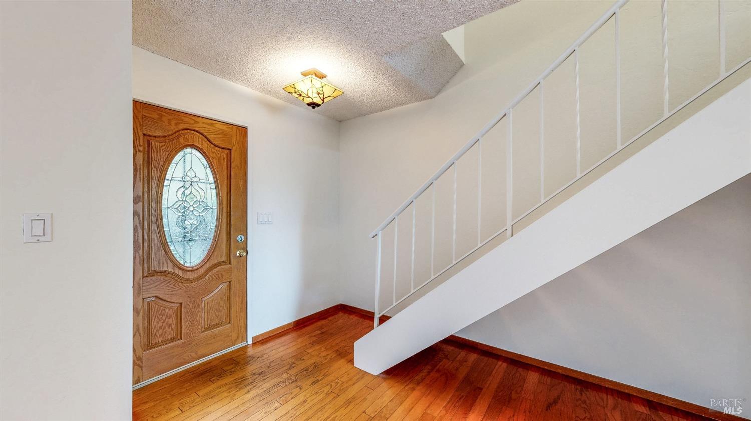 Detail Gallery Image 16 of 35 For 117 Sunset Cir #36,  Benicia,  CA 94510 - 3 Beds | 1/1 Baths