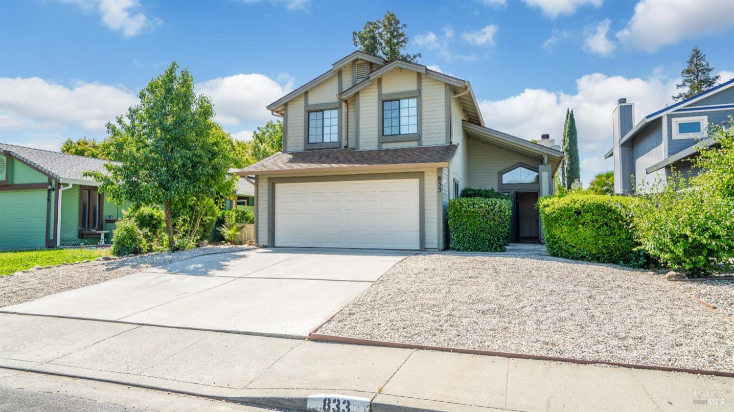 Detail Gallery Image 3 of 36 For 833 Morissette Way, Vacaville,  CA 95687 - 3 Beds | 2/1 Baths