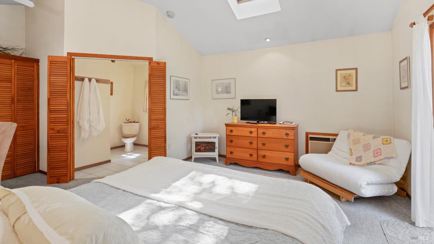 Detail Gallery Image 35 of 60 For 24019 Hilderbrand Rd, Middletown,  CA 95461 - 6 Beds | 2/3 Baths