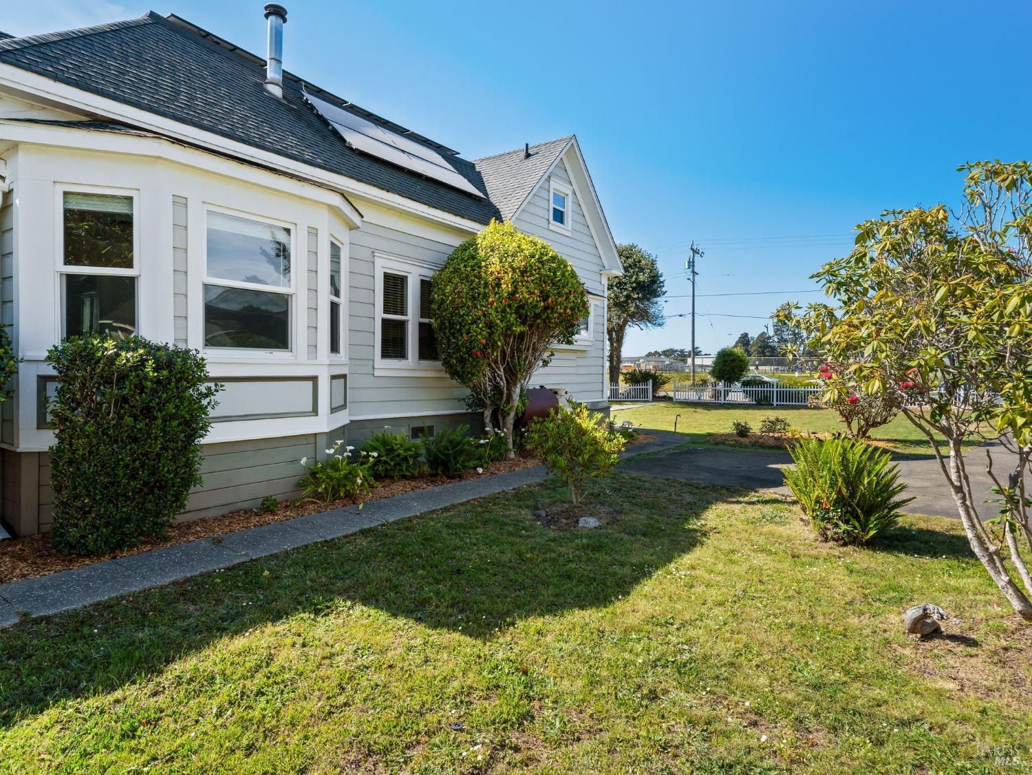 Detail Gallery Image 27 of 32 For 822 E Laurel St, Fort Bragg,  CA 95437 - 3 Beds | 3 Baths