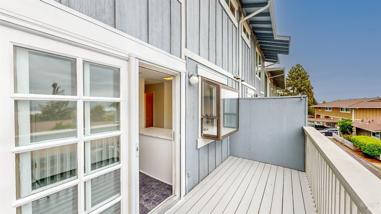 Detail Gallery Image 25 of 35 For 117 Sunset Cir #36,  Benicia,  CA 94510 - 3 Beds | 1/1 Baths