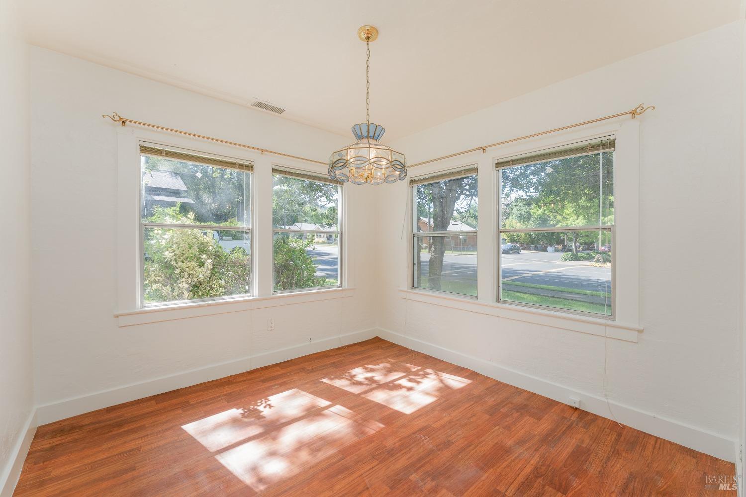 Detail Gallery Image 10 of 20 For 735 Grove Ave, Ukiah,  CA 95482 - 2 Beds | 1 Baths