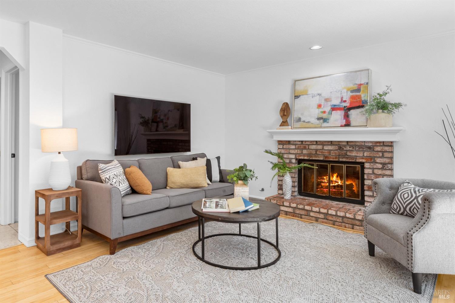 Detail Gallery Image 21 of 37 For 1315 Estates Dr, Dixon,  CA 95620 - 5 Beds | 3 Baths