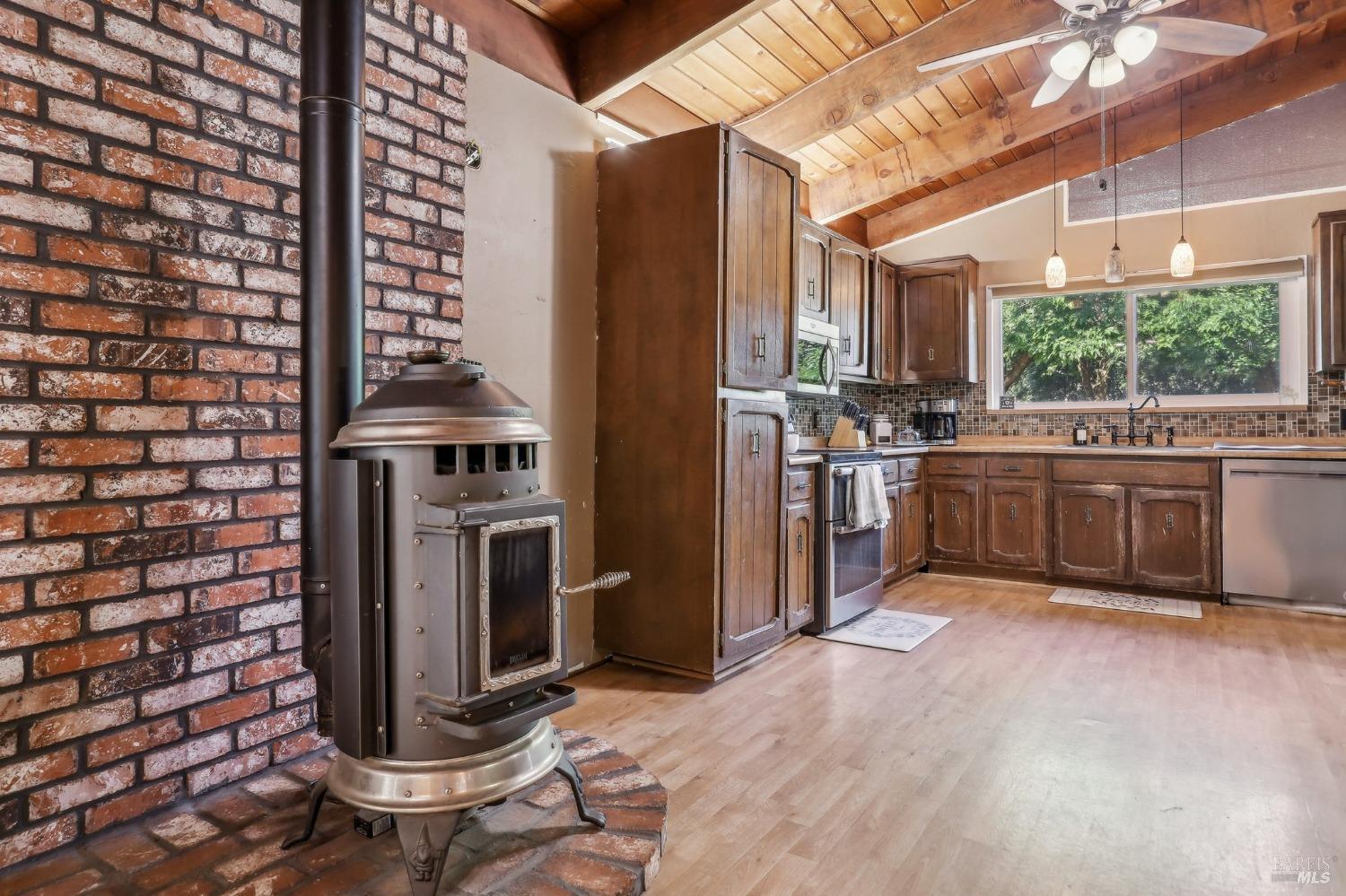Detail Gallery Image 15 of 57 For 7500 Clement Rd, Vacaville,  CA 95688 - 3 Beds | 3 Baths