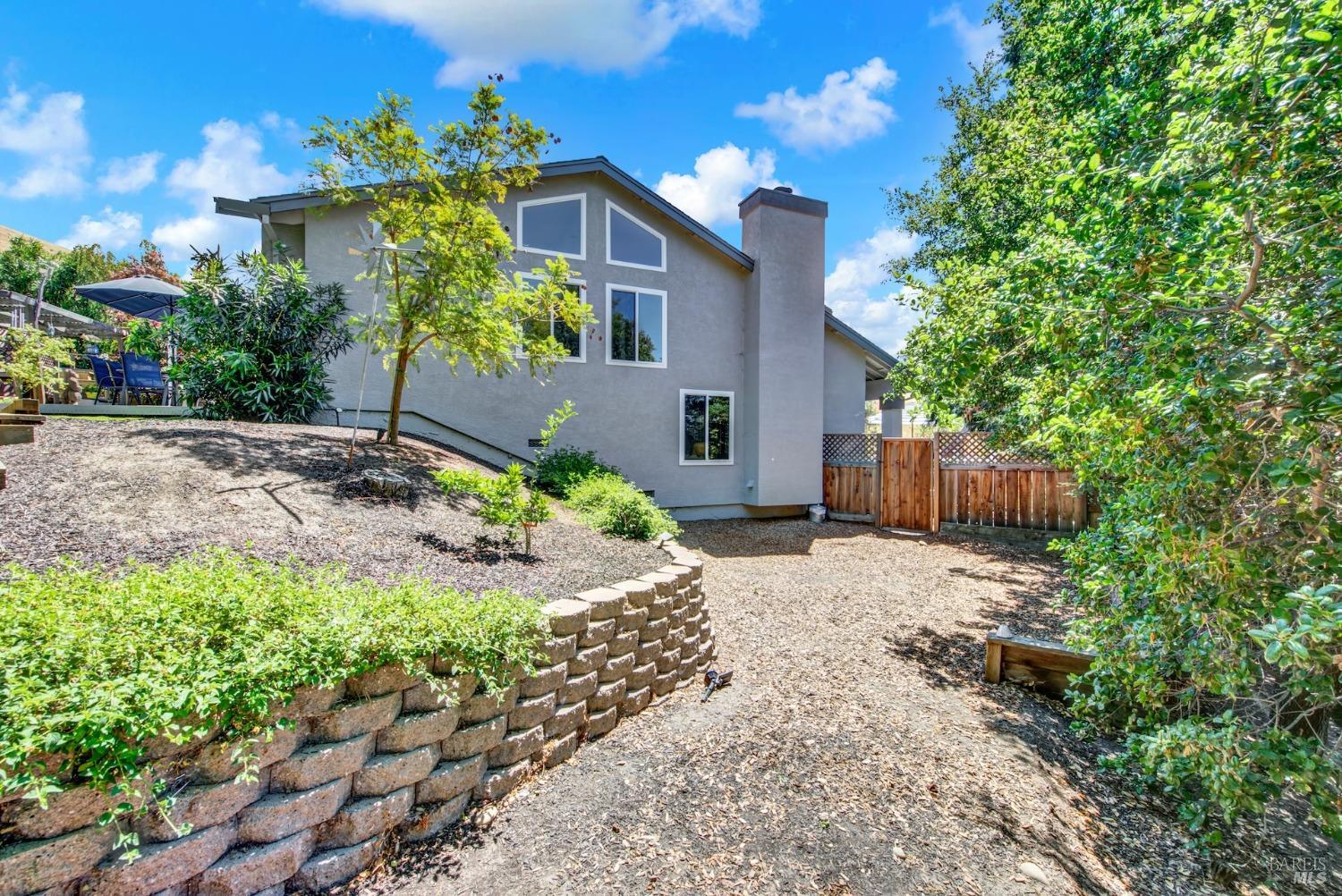 Detail Gallery Image 50 of 57 For 280 Park St, Concord,  CA 94520 - 4 Beds | 2 Baths