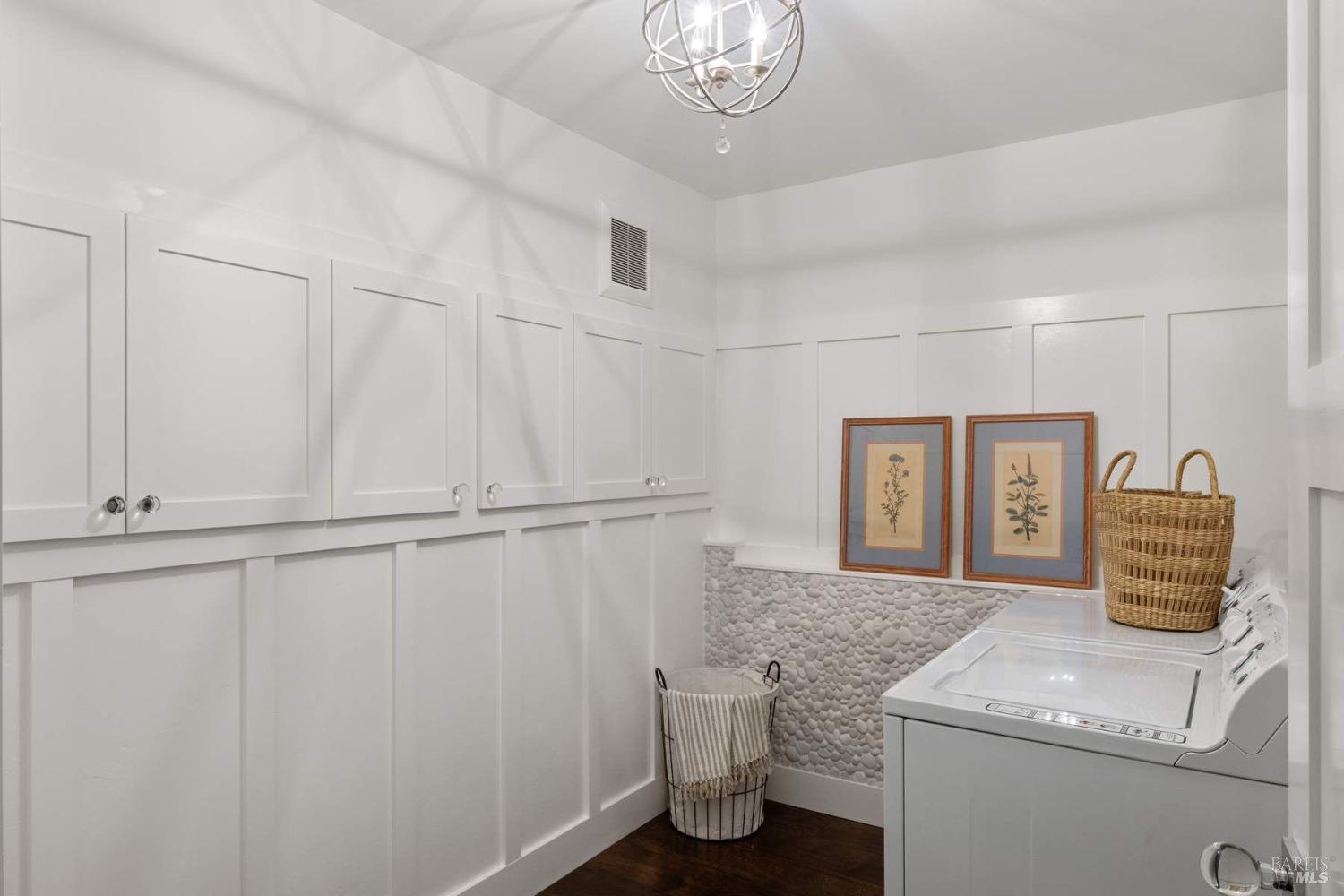Detail Gallery Image 22 of 41 For 695 Michael Dr, Sonoma,  CA 95476 - 3 Beds | 2/1 Baths