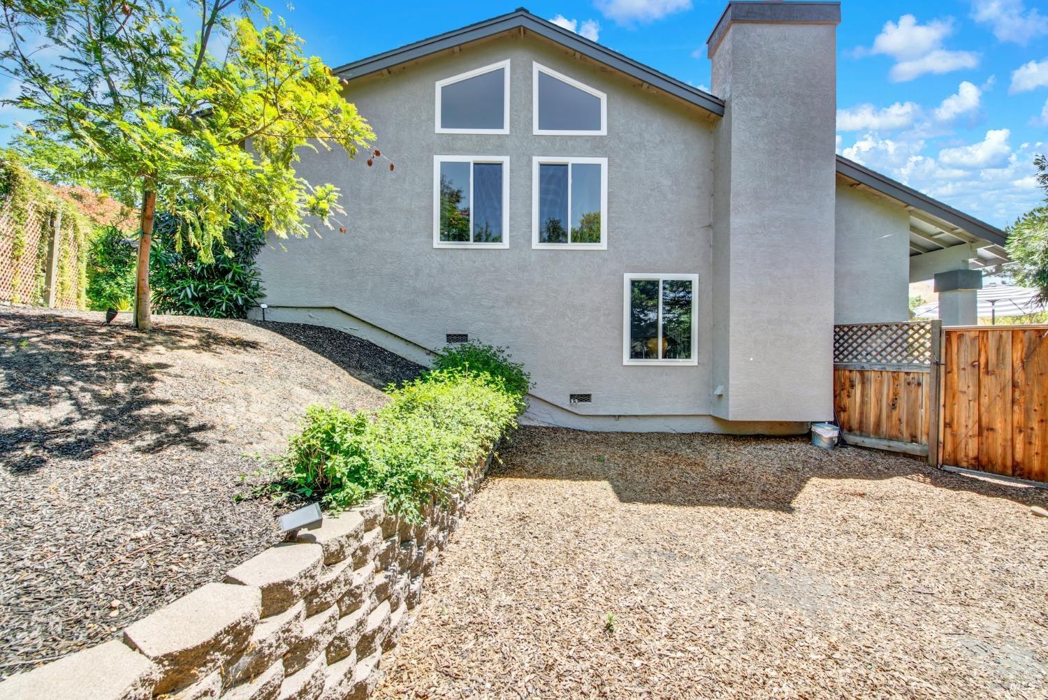 Detail Gallery Image 51 of 57 For 280 Park St, Concord,  CA 94520 - 4 Beds | 2 Baths