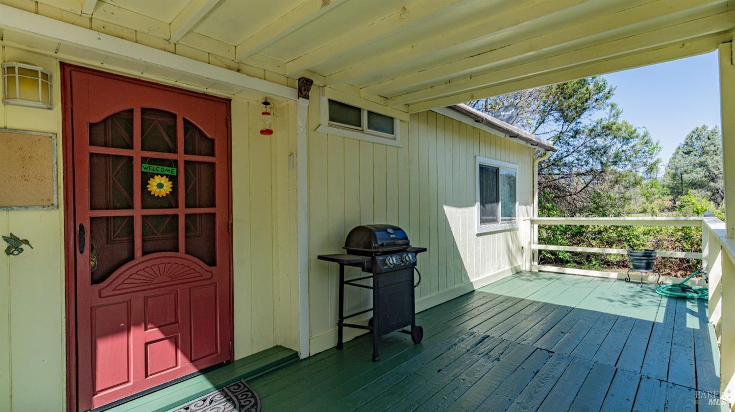 Detail Gallery Image 4 of 60 For 24019 Hilderbrand Rd, Middletown,  CA 95461 - 6 Beds | 2/3 Baths