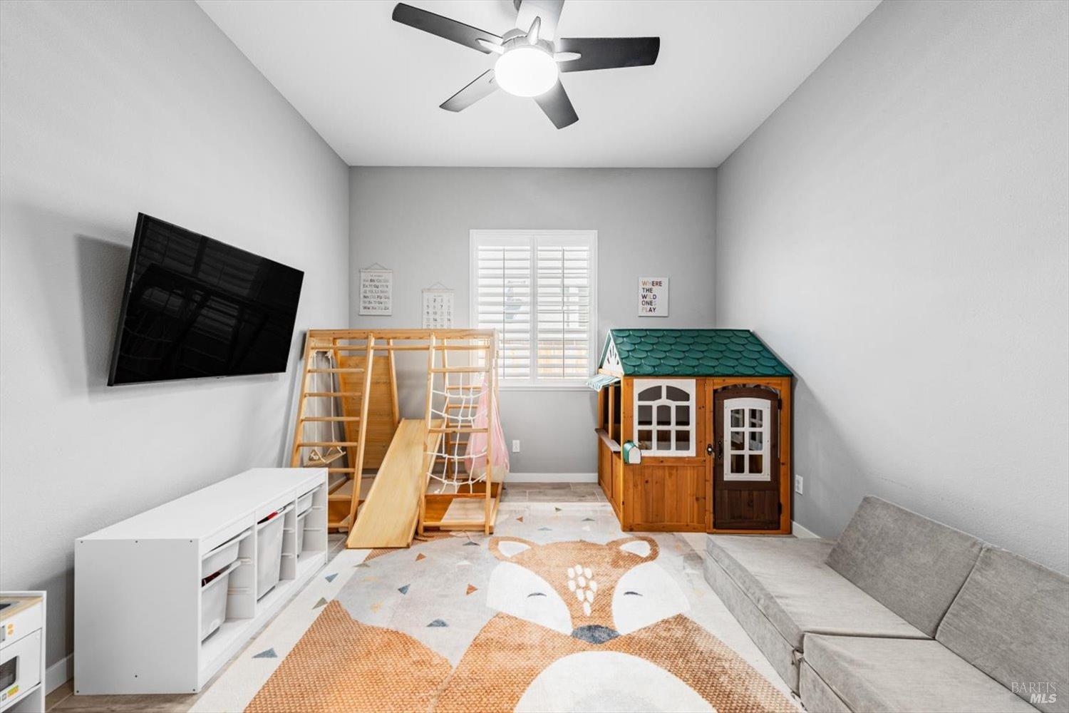 Detail Gallery Image 34 of 58 For 1080 Columbia Dr, Dixon,  CA 95620 - 3 Beds | 2/1 Baths