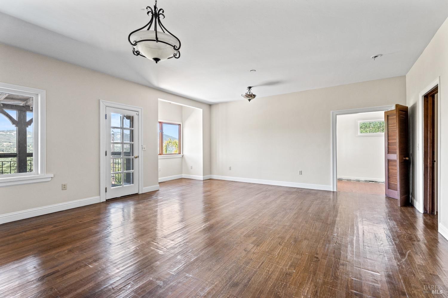 Detail Gallery Image 23 of 57 For 11755 Old River Rd, Hopland,  CA 95449 - 4 Beds | 2/1 Baths