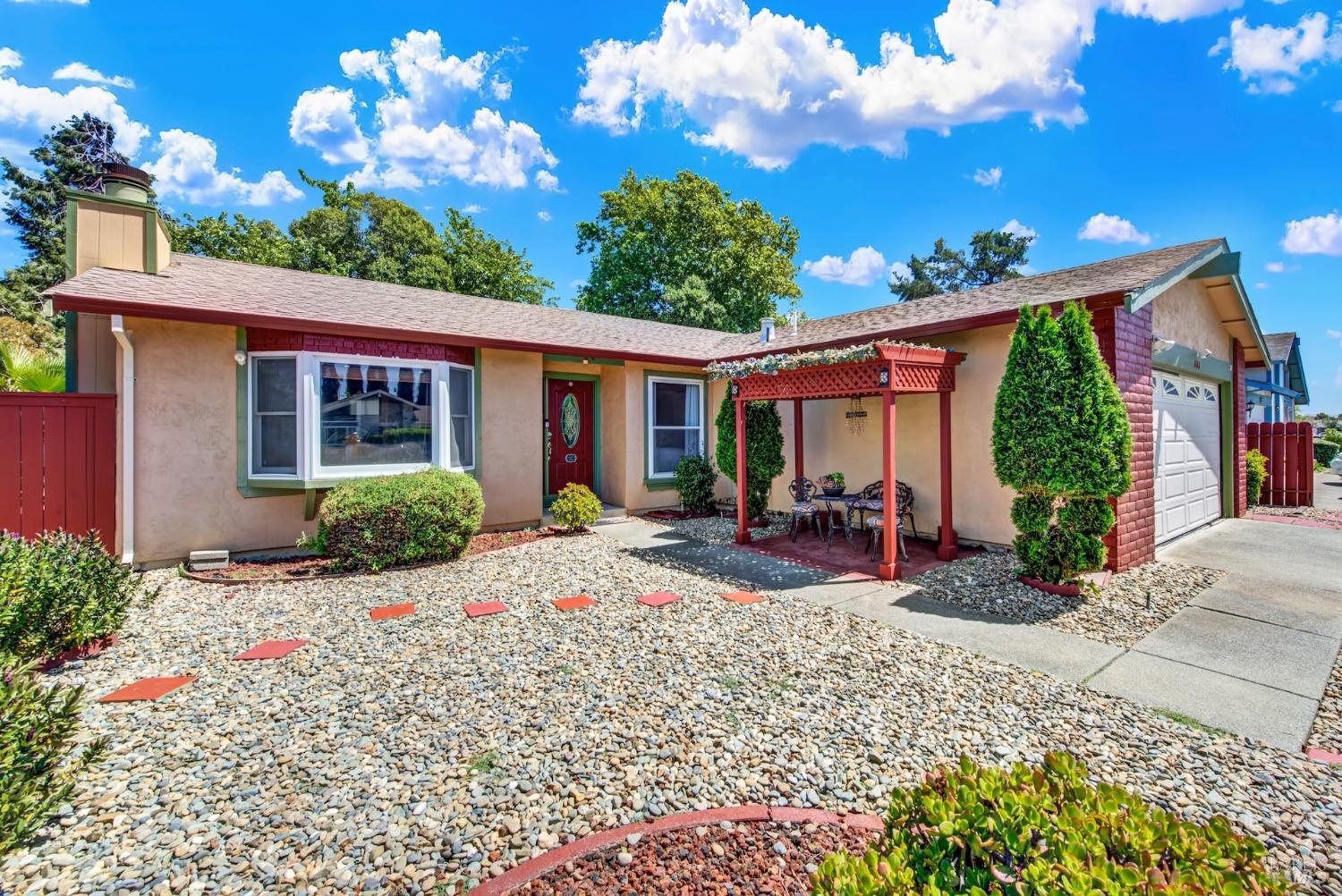 Detail Gallery Image 5 of 58 For 603 Woodlark Dr, Suisun City,  CA 94585 - 4 Beds | 2 Baths