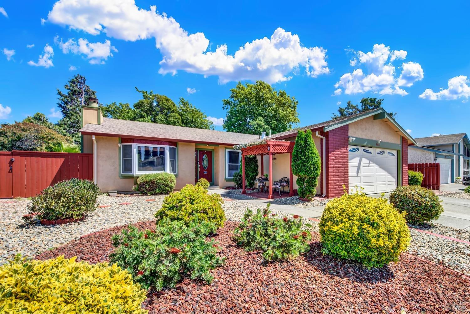 Detail Gallery Image 2 of 58 For 603 Woodlark Dr, Suisun City,  CA 94585 - 4 Beds | 2 Baths