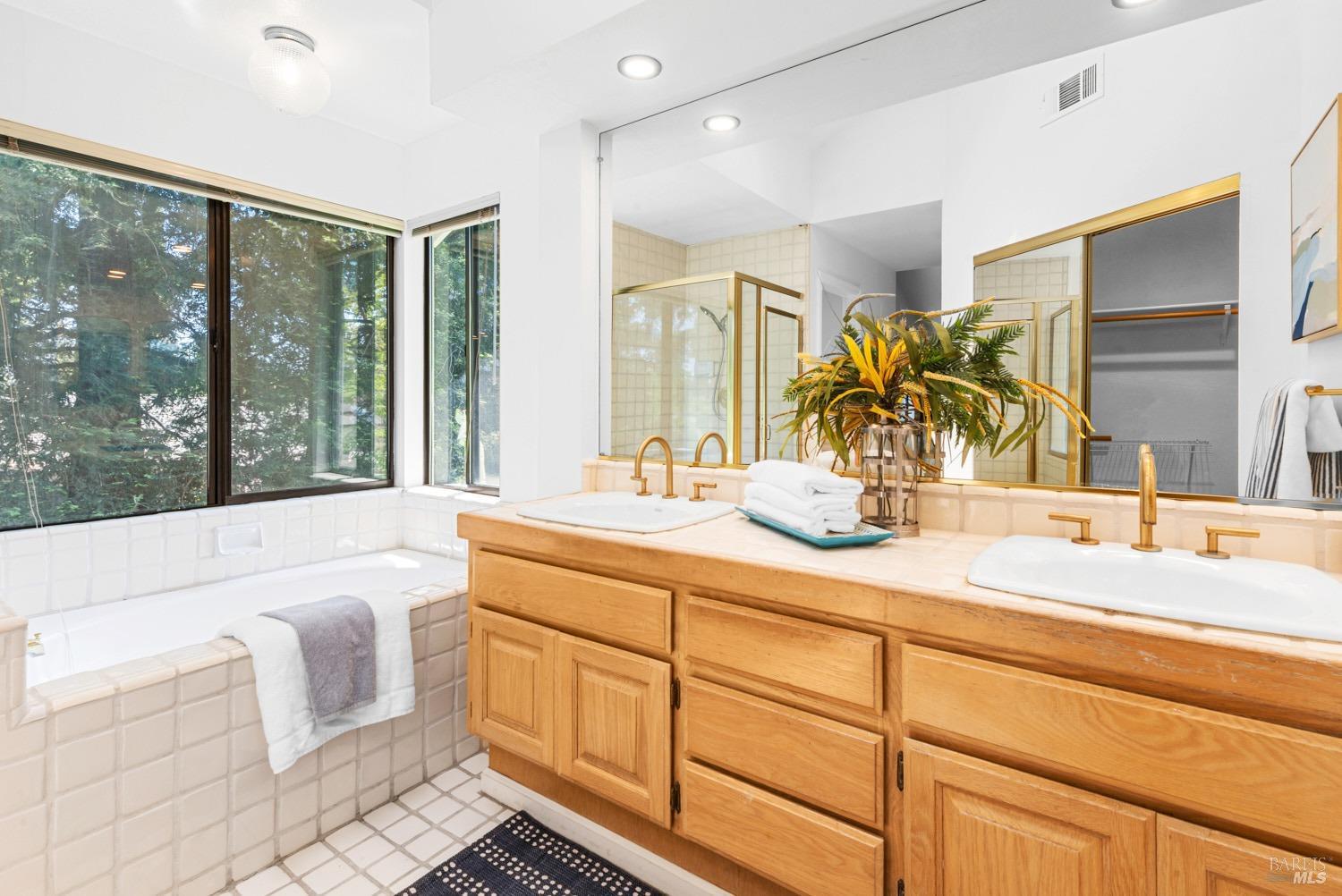 Detail Gallery Image 25 of 37 For 1315 Estates Dr, Dixon,  CA 95620 - 5 Beds | 3 Baths