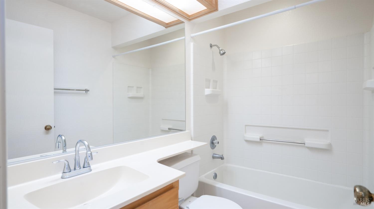 Detail Gallery Image 26 of 36 For 833 Morissette Way, Vacaville,  CA 95687 - 3 Beds | 2/1 Baths