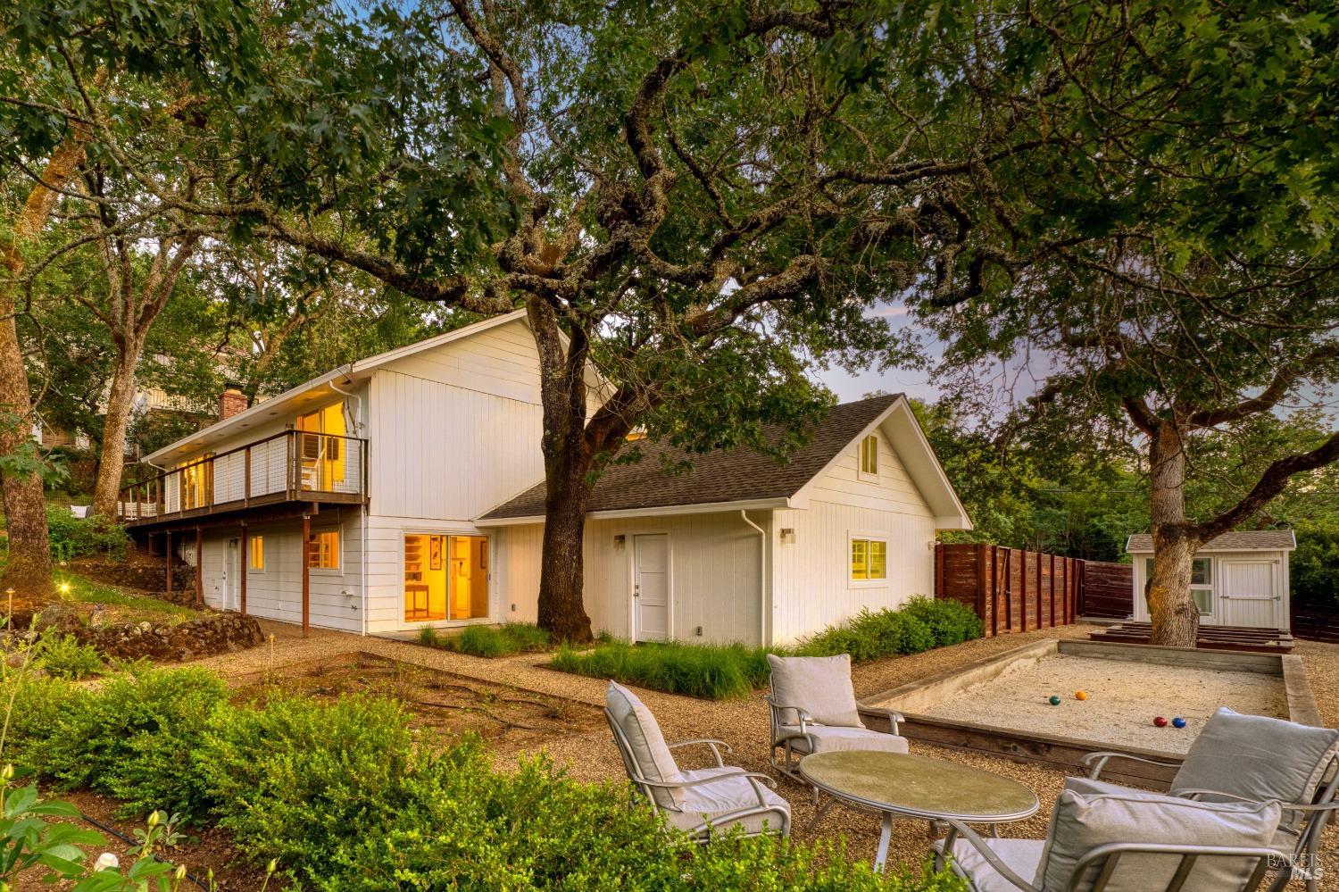 Detail Gallery Image 33 of 41 For 695 Michael Dr, Sonoma,  CA 95476 - 3 Beds | 2/1 Baths