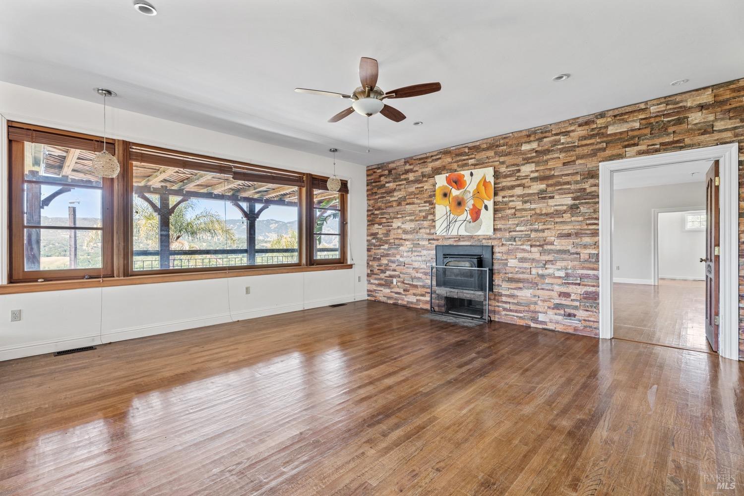 Detail Gallery Image 21 of 57 For 11755 Old River Rd, Hopland,  CA 95449 - 4 Beds | 2/1 Baths