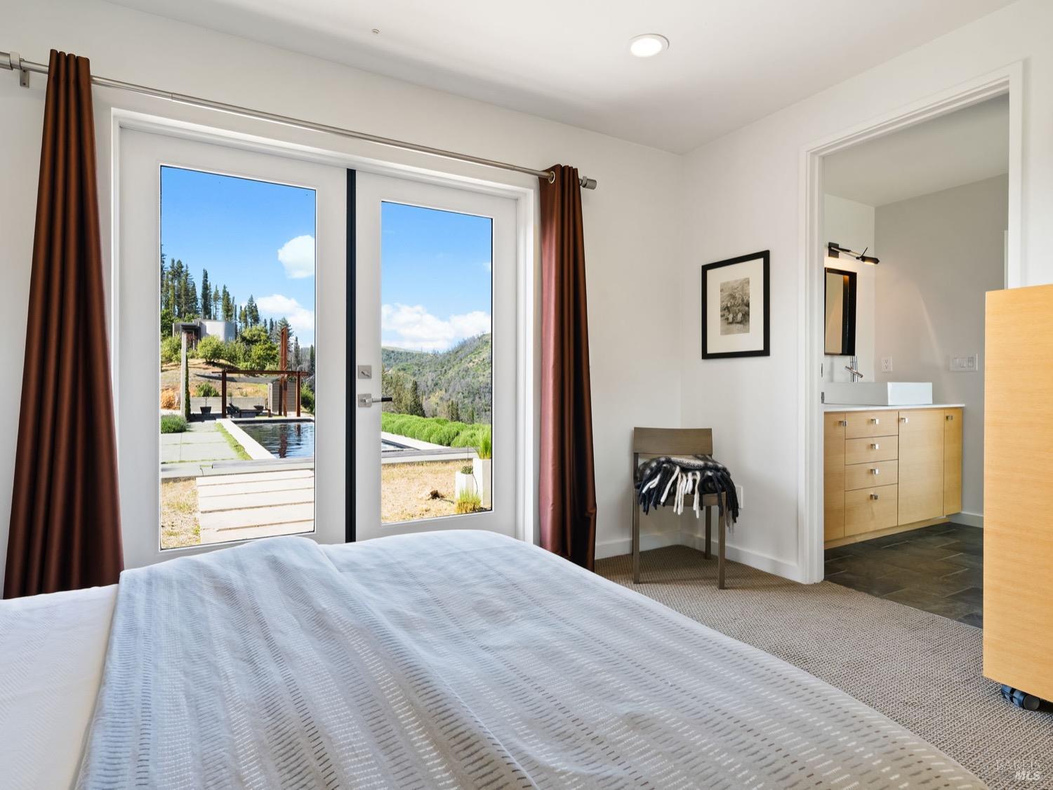 Detail Gallery Image 40 of 44 For 8909 Mill Creek Rd, Healdsburg,  CA 95448 - 2 Beds | 2 Baths