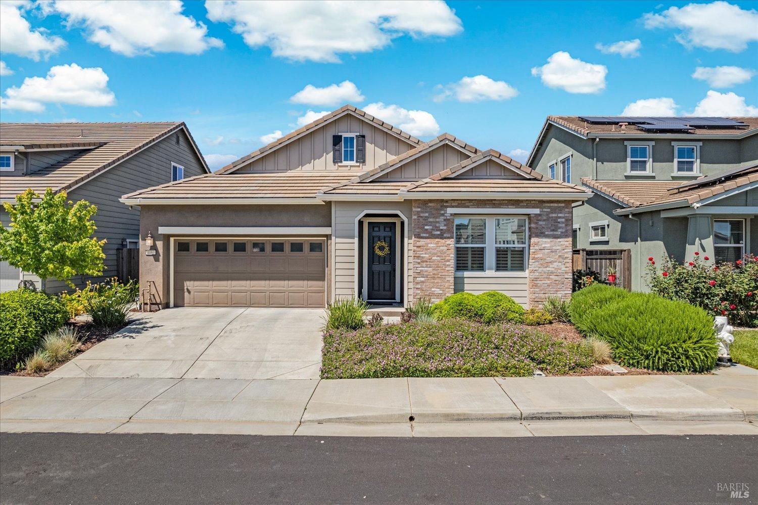 Detail Gallery Image 1 of 58 For 1080 Columbia Dr, Dixon,  CA 95620 - 3 Beds | 2/1 Baths