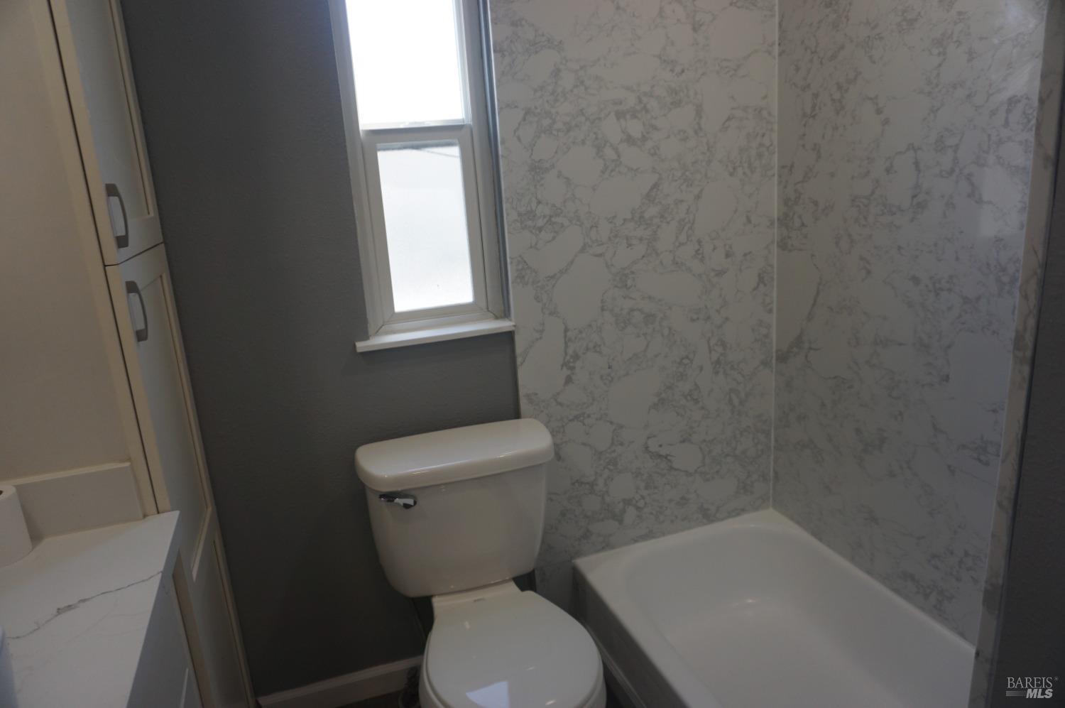 Detail Gallery Image 9 of 33 For 133 Calle Chapultepic Unkn, Vacaville,  CA 95687 - 2 Beds | 2 Baths