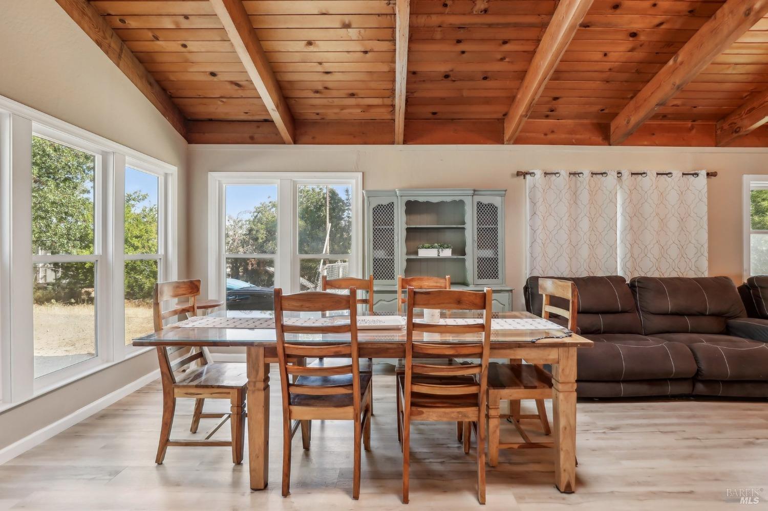 Detail Gallery Image 8 of 57 For 7500 Clement Rd, Vacaville,  CA 95688 - 3 Beds | 3 Baths