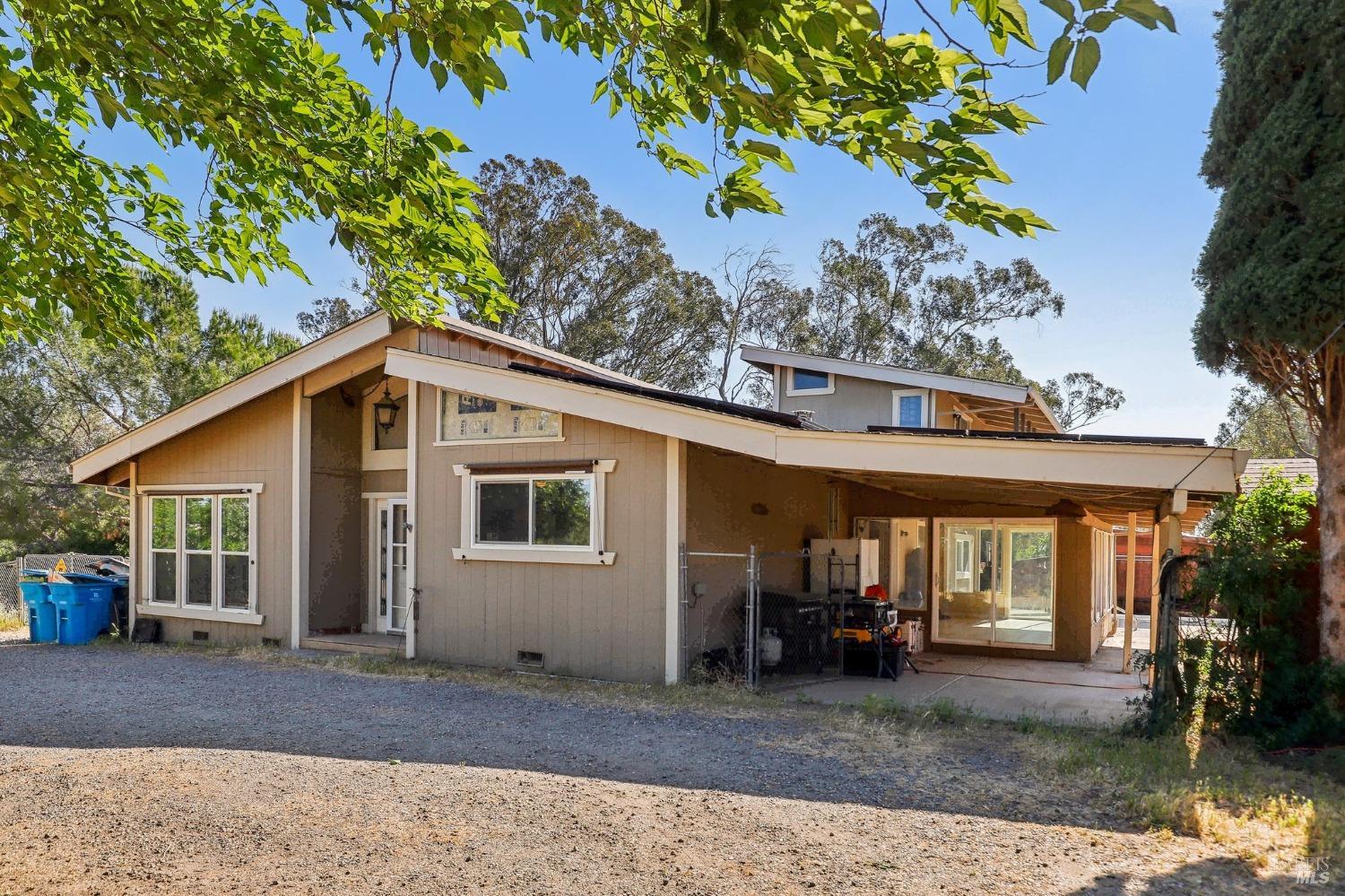 Detail Gallery Image 3 of 57 For 7500 Clement Rd, Vacaville,  CA 95688 - 3 Beds | 3 Baths
