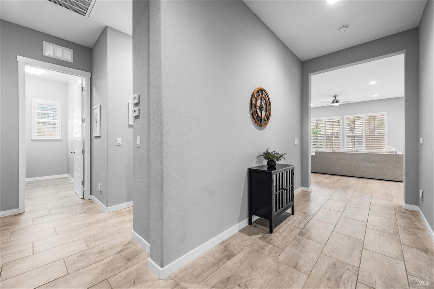 Detail Gallery Image 30 of 58 For 1080 Columbia Dr, Dixon,  CA 95620 - 3 Beds | 2/1 Baths