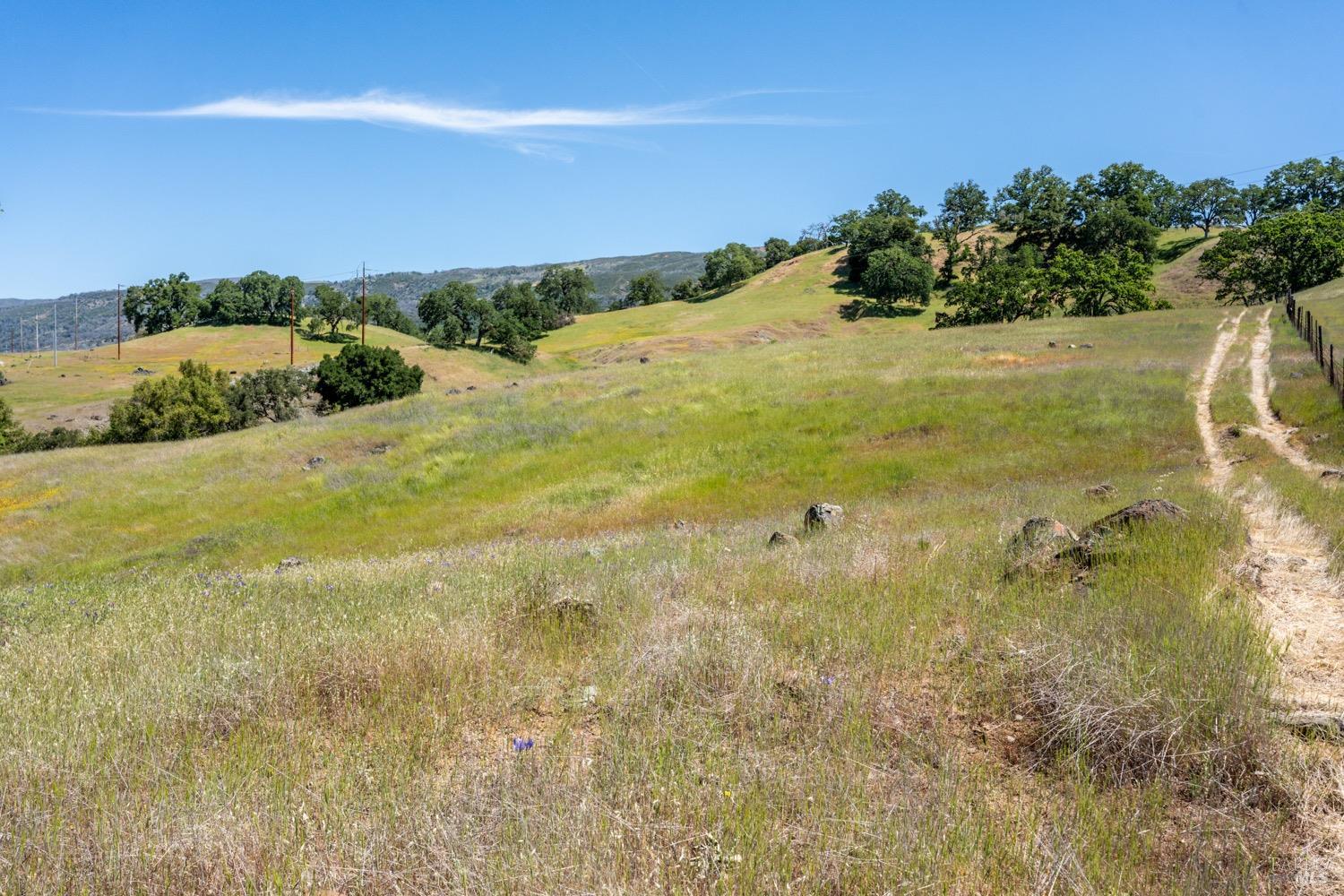 Detail Gallery Image 46 of 57 For 11755 Old River Rd, Hopland,  CA 95449 - 4 Beds | 2/1 Baths