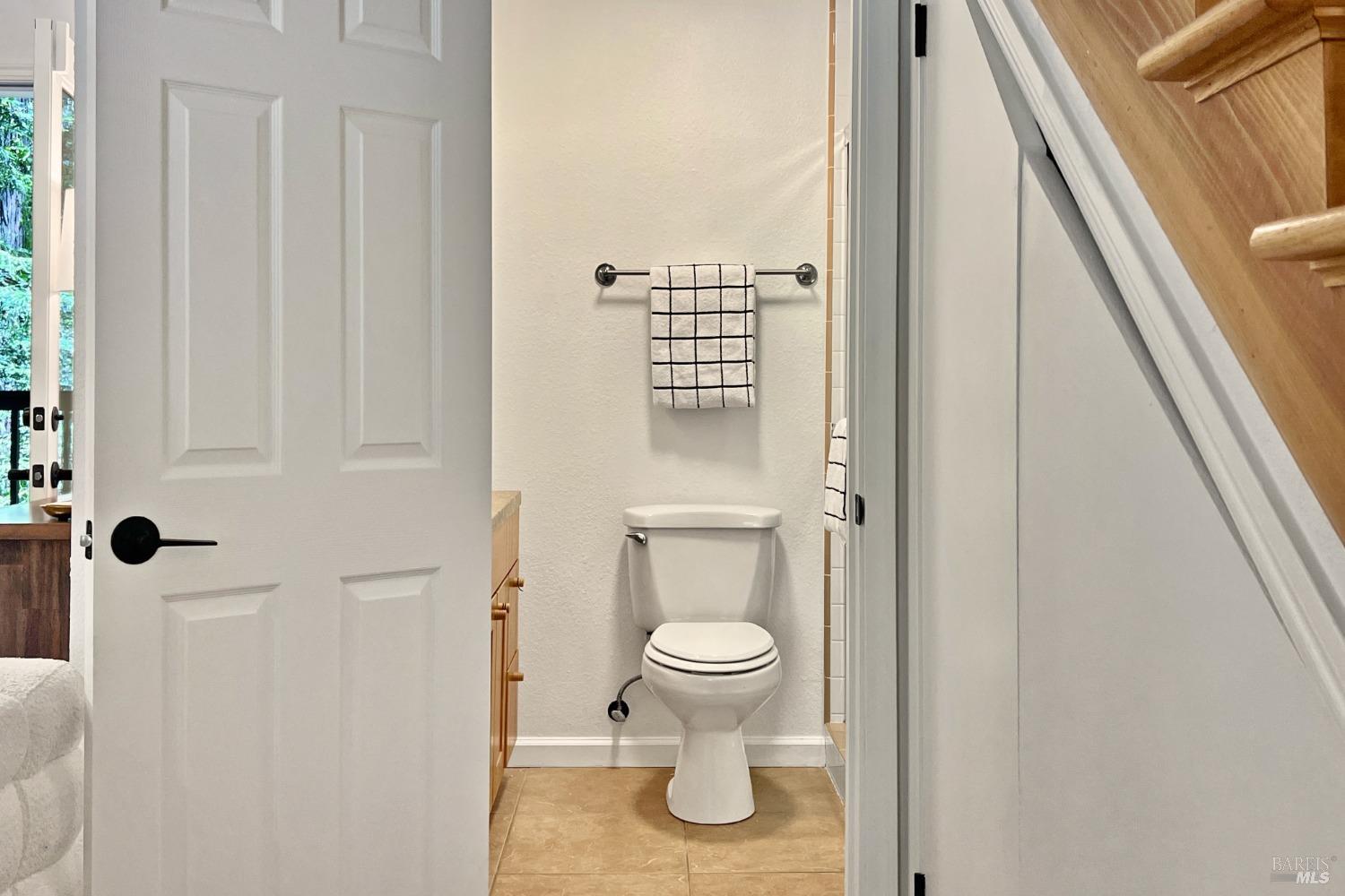 Detail Gallery Image 27 of 52 For 18333 Old Monte Rio Rd, Guerneville,  CA 95446 - 1 Beds | 2 Baths