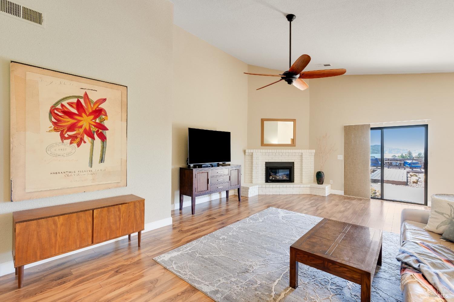 Detail Gallery Image 37 of 62 For 844 Corrigan Ct, Benicia,  CA 94510 - 3 Beds | 2 Baths