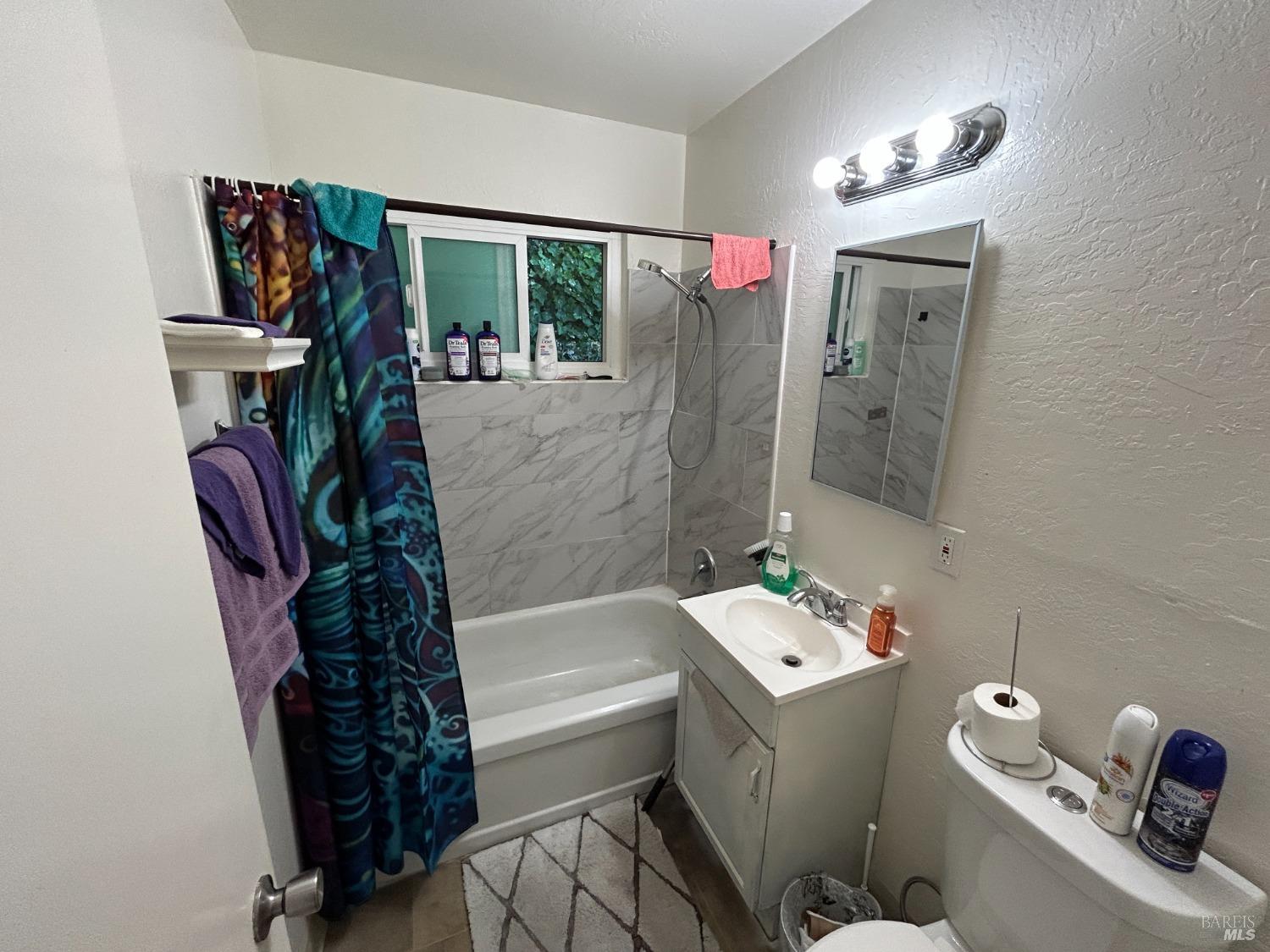 Detail Gallery Image 9 of 11 For 627 Hichborn St, Vallejo,  CA 94590 - – Beds | – Baths