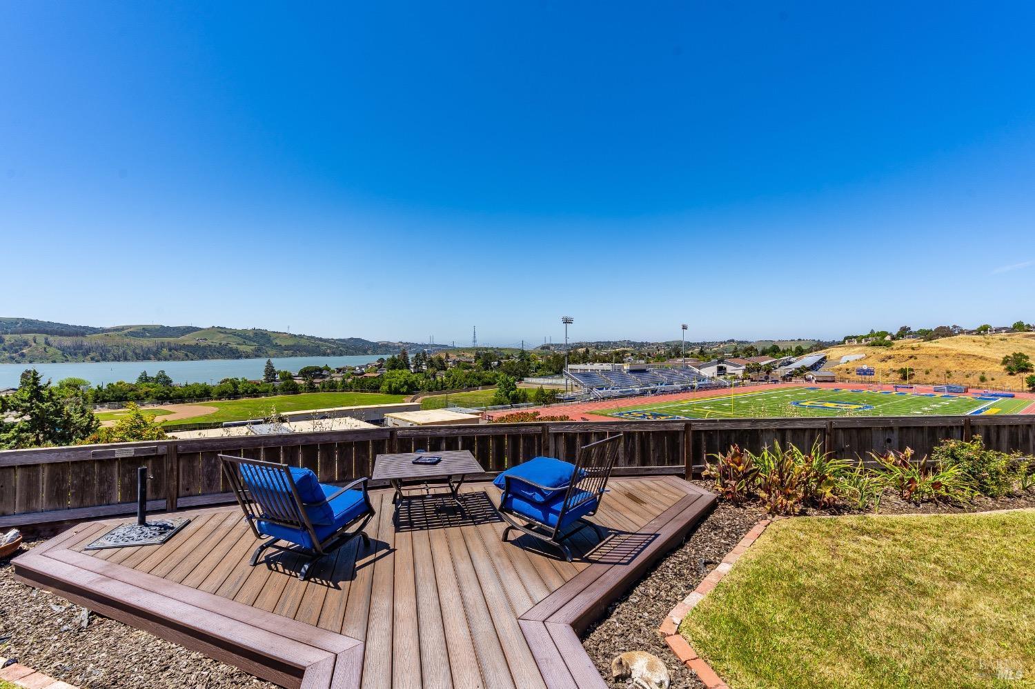 Detail Gallery Image 7 of 62 For 844 Corrigan Ct, Benicia,  CA 94510 - 3 Beds | 2 Baths