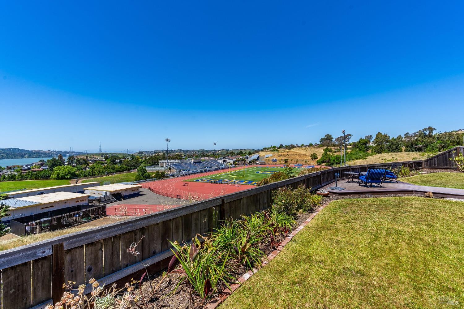 Detail Gallery Image 12 of 62 For 844 Corrigan Ct, Benicia,  CA 94510 - 3 Beds | 2 Baths