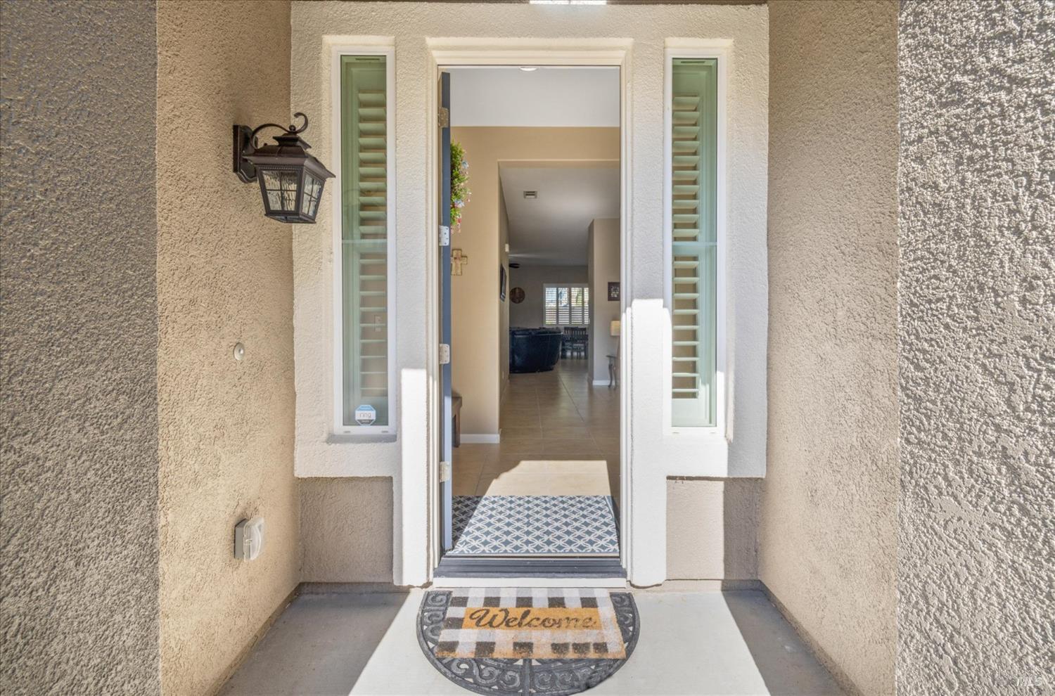 Detail Gallery Image 22 of 56 For 2085 Newcastle Dr, Vacaville,  CA 95687 - 4 Beds | 3 Baths