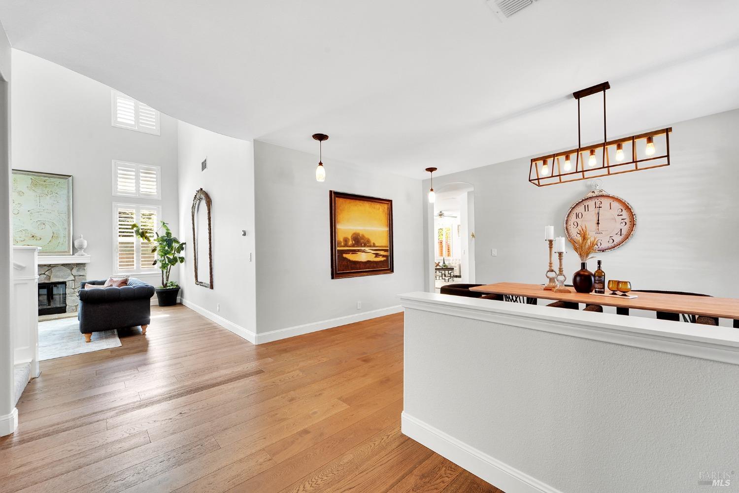 Detail Gallery Image 10 of 62 For 653 Robinson Way, Benicia,  CA 94510 - 5 Beds | 4 Baths