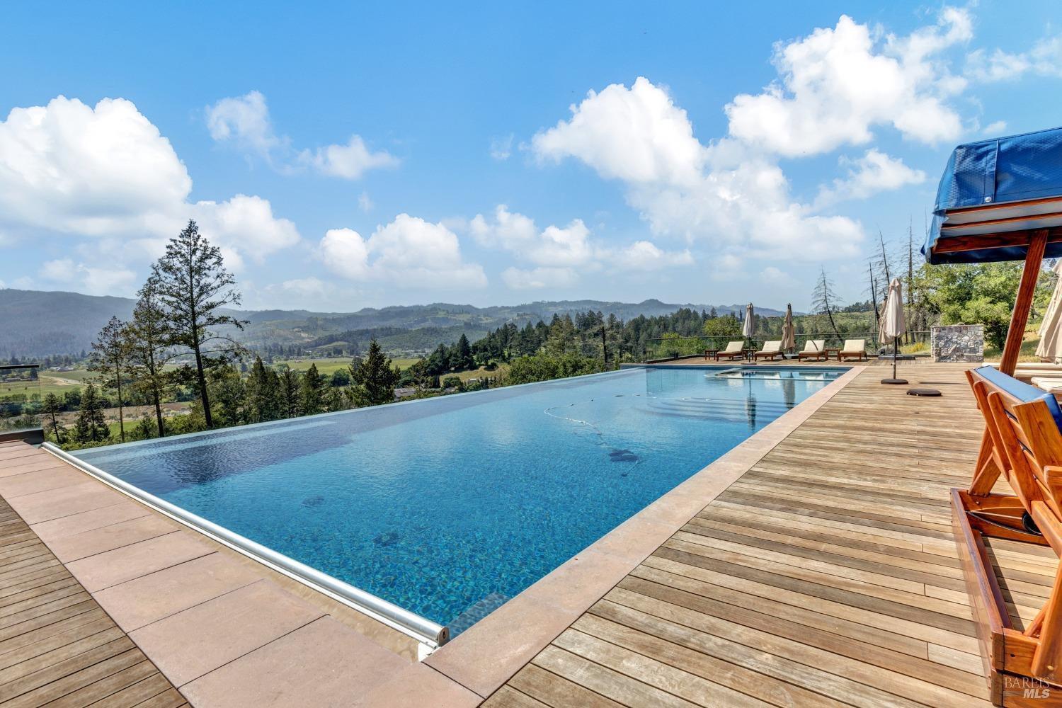 Detail Gallery Image 3 of 87 For 550 Meadowood Ln, Saint Helena,  CA 94574 - 6 Beds | 6 Baths