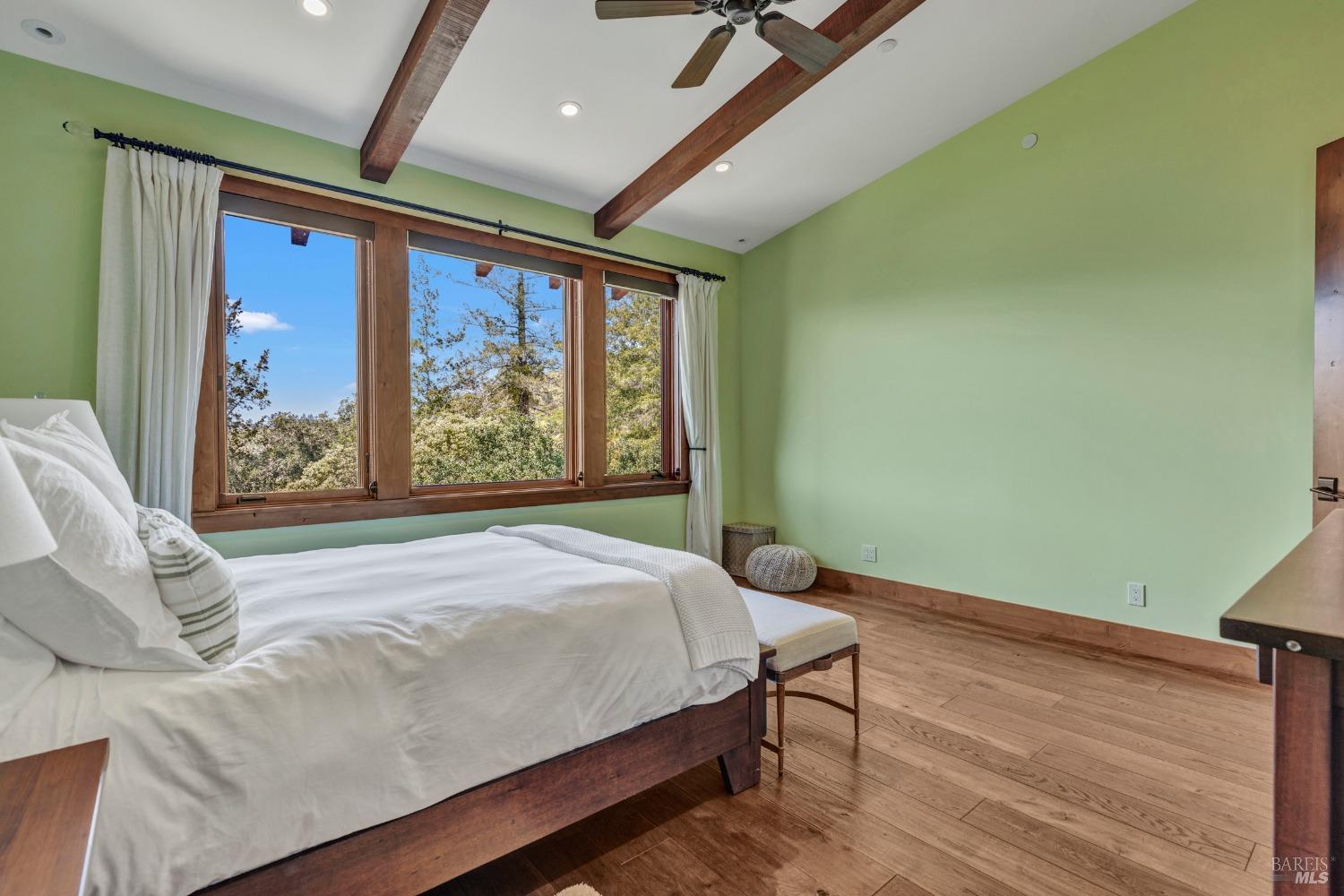 Detail Gallery Image 43 of 87 For 550 Meadowood Ln, Saint Helena,  CA 94574 - 6 Beds | 6 Baths