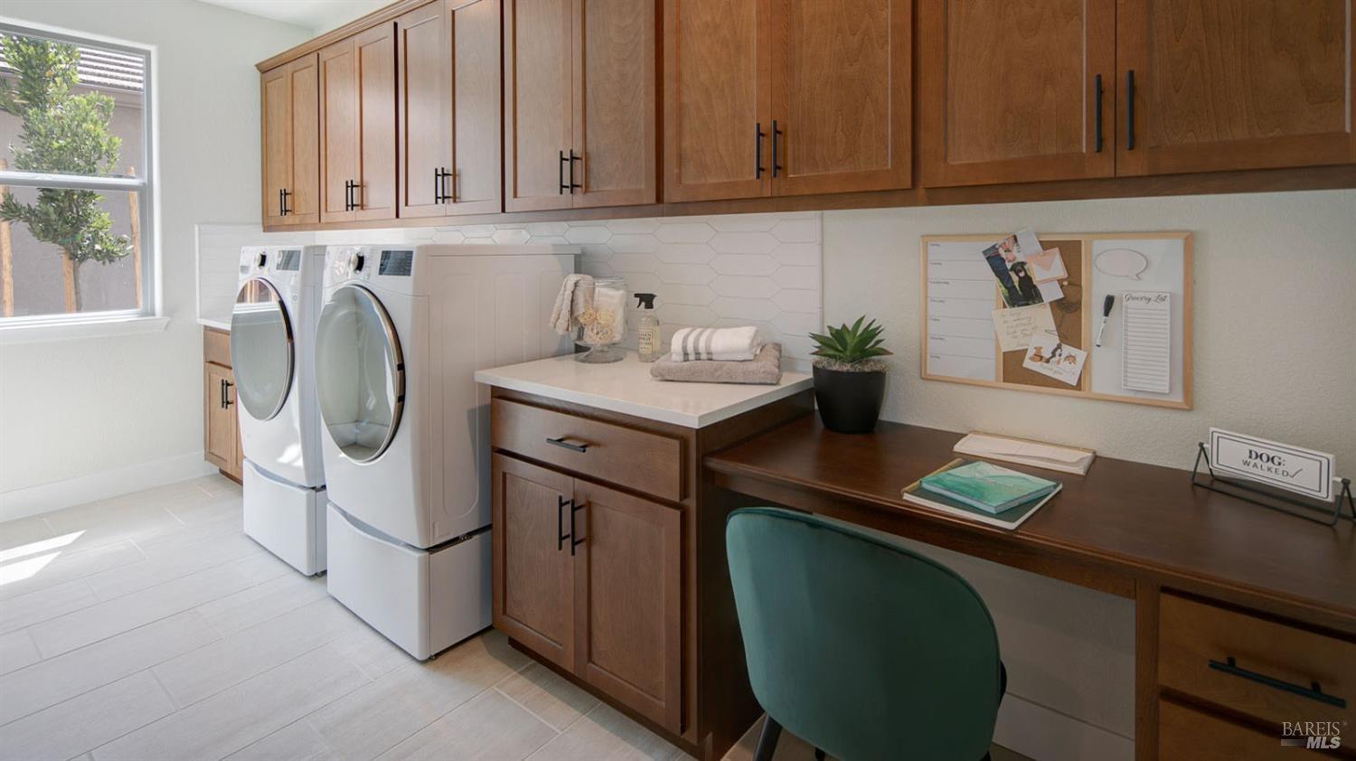 Detail Gallery Image 20 of 79 For 2546 Hopskotch St, Rio Vista,  CA 94571 - 2 Beds | 2 Baths