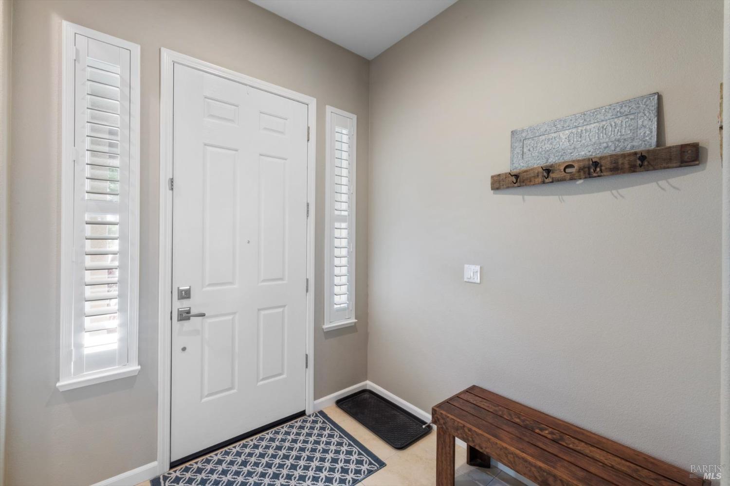 Detail Gallery Image 23 of 56 For 2085 Newcastle Dr, Vacaville,  CA 95687 - 4 Beds | 3 Baths