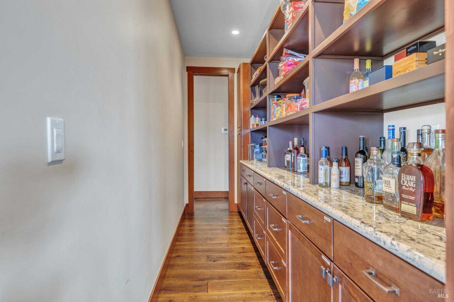 Detail Gallery Image 19 of 87 For 550 Meadowood Ln, Saint Helena,  CA 94574 - 6 Beds | 6 Baths