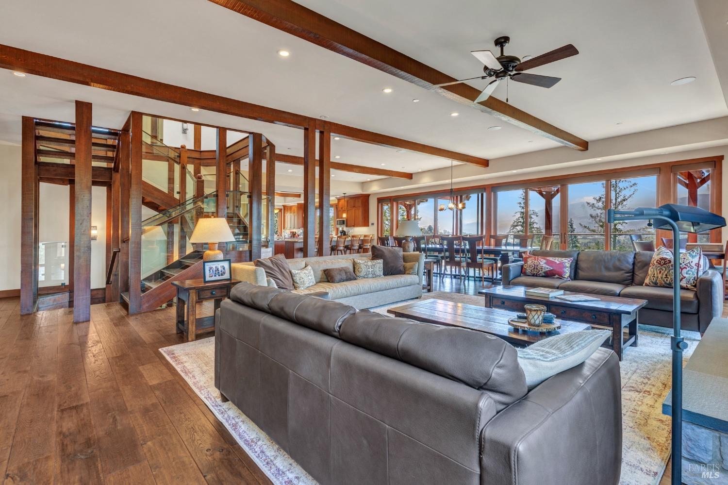 Detail Gallery Image 8 of 87 For 550 Meadowood Ln, Saint Helena,  CA 94574 - 6 Beds | 6 Baths