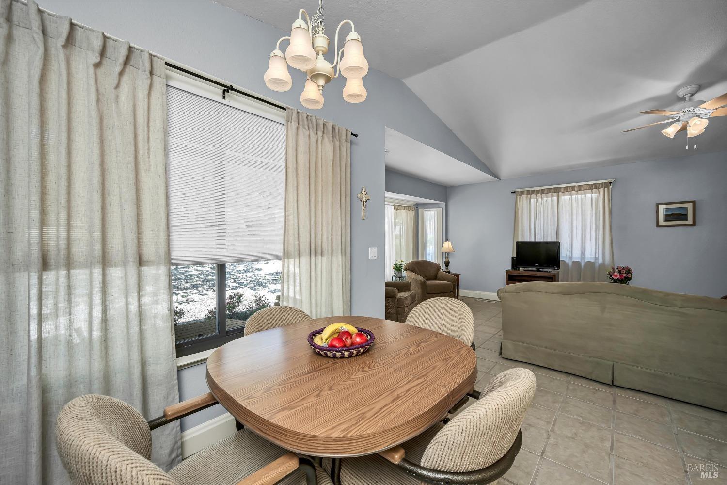 Detail Gallery Image 8 of 30 For 5376 Bel Air Dr, Kelseyville,  CA 95451 - 3 Beds | 2 Baths
