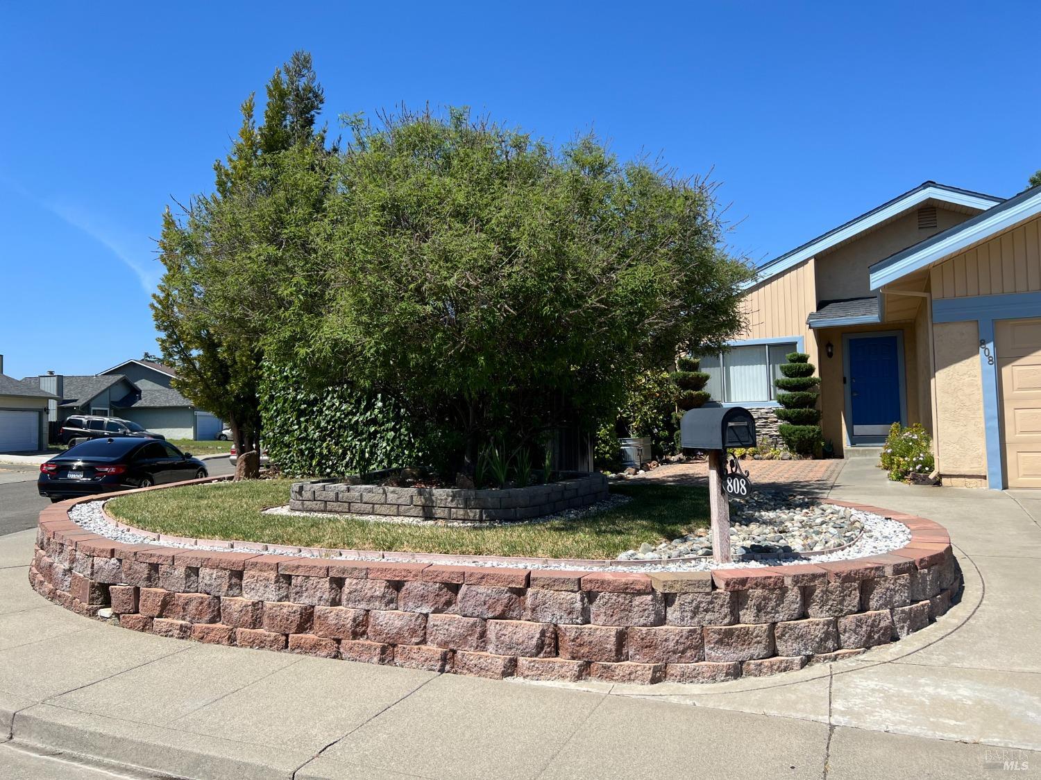 Detail Gallery Image 3 of 53 For 808 Pochard Way, Suisun City,  CA 94585 - 3 Beds | 2 Baths