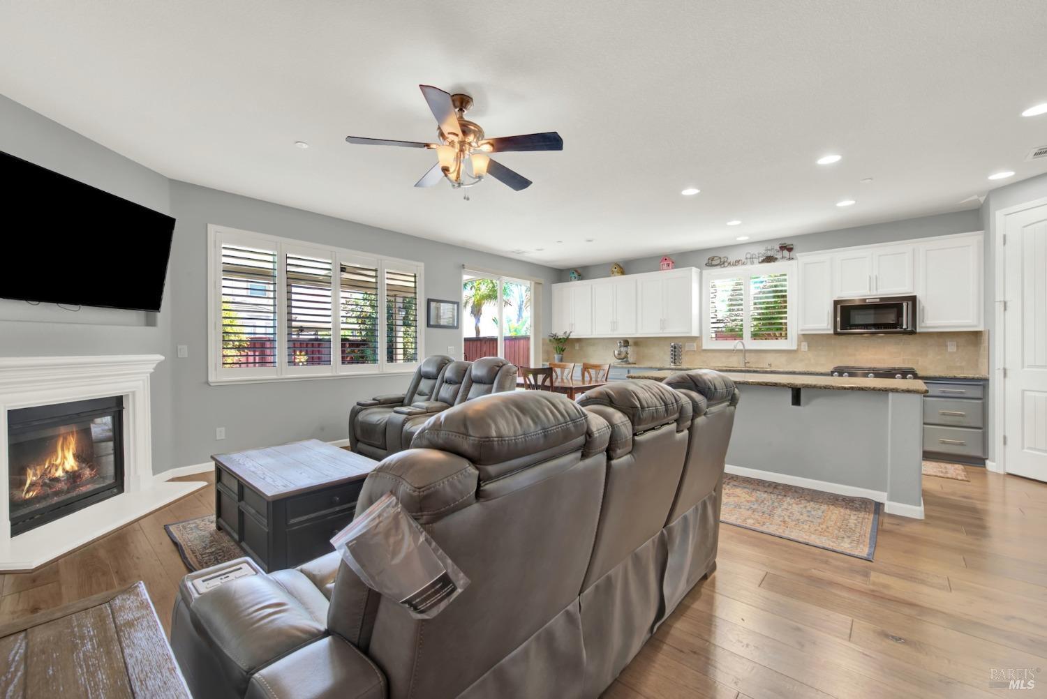 Detail Gallery Image 23 of 78 For 1870 Beacon Falls Way, Fairfield,  CA 94533 - 4 Beds | 3 Baths